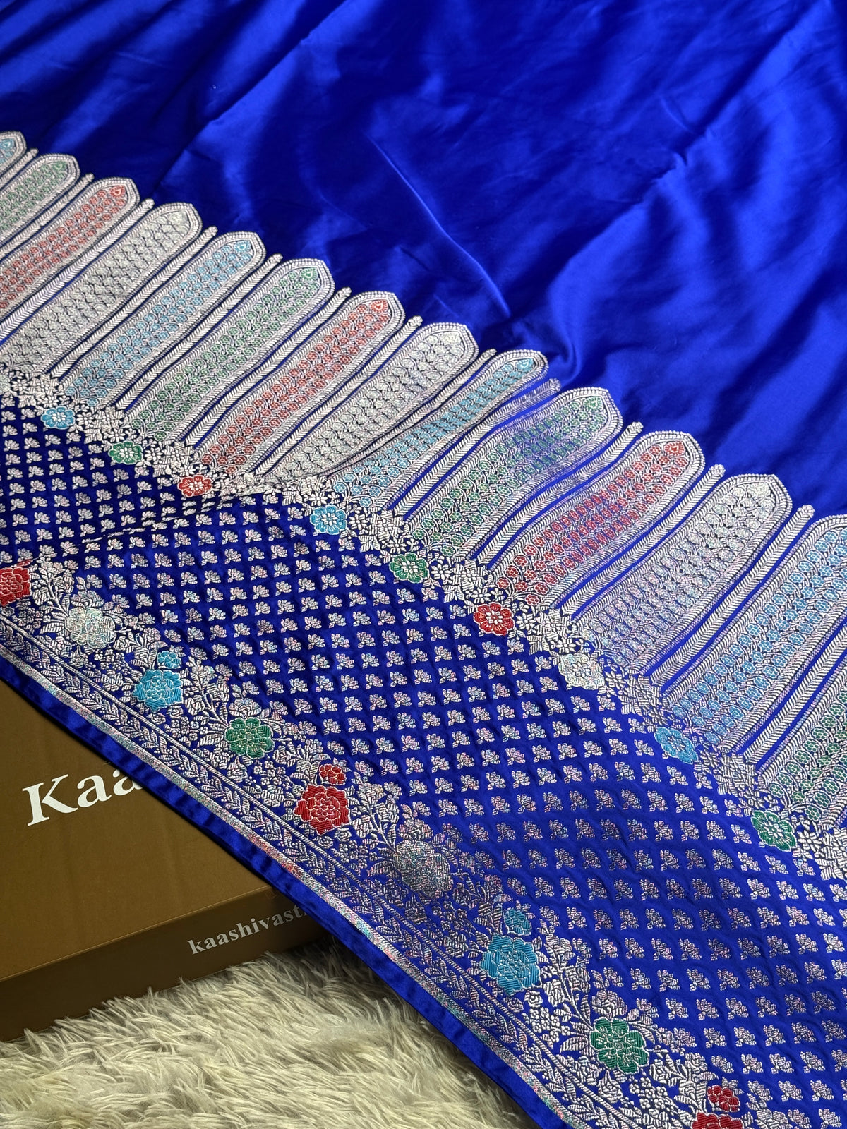 Royal blue color premium Banarasi Mashru katan silk saree MK247