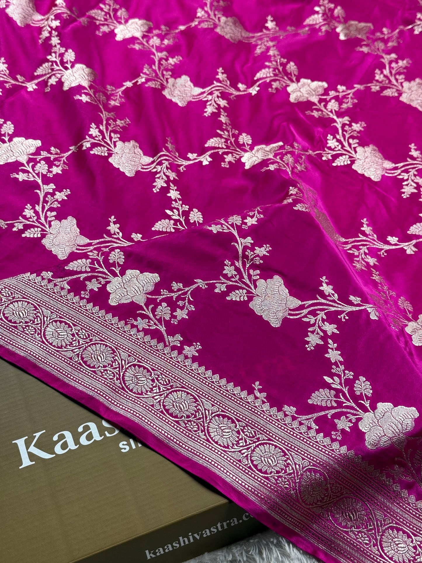 Rani pink color premium Banarasi Mashru katan silk saree MK240