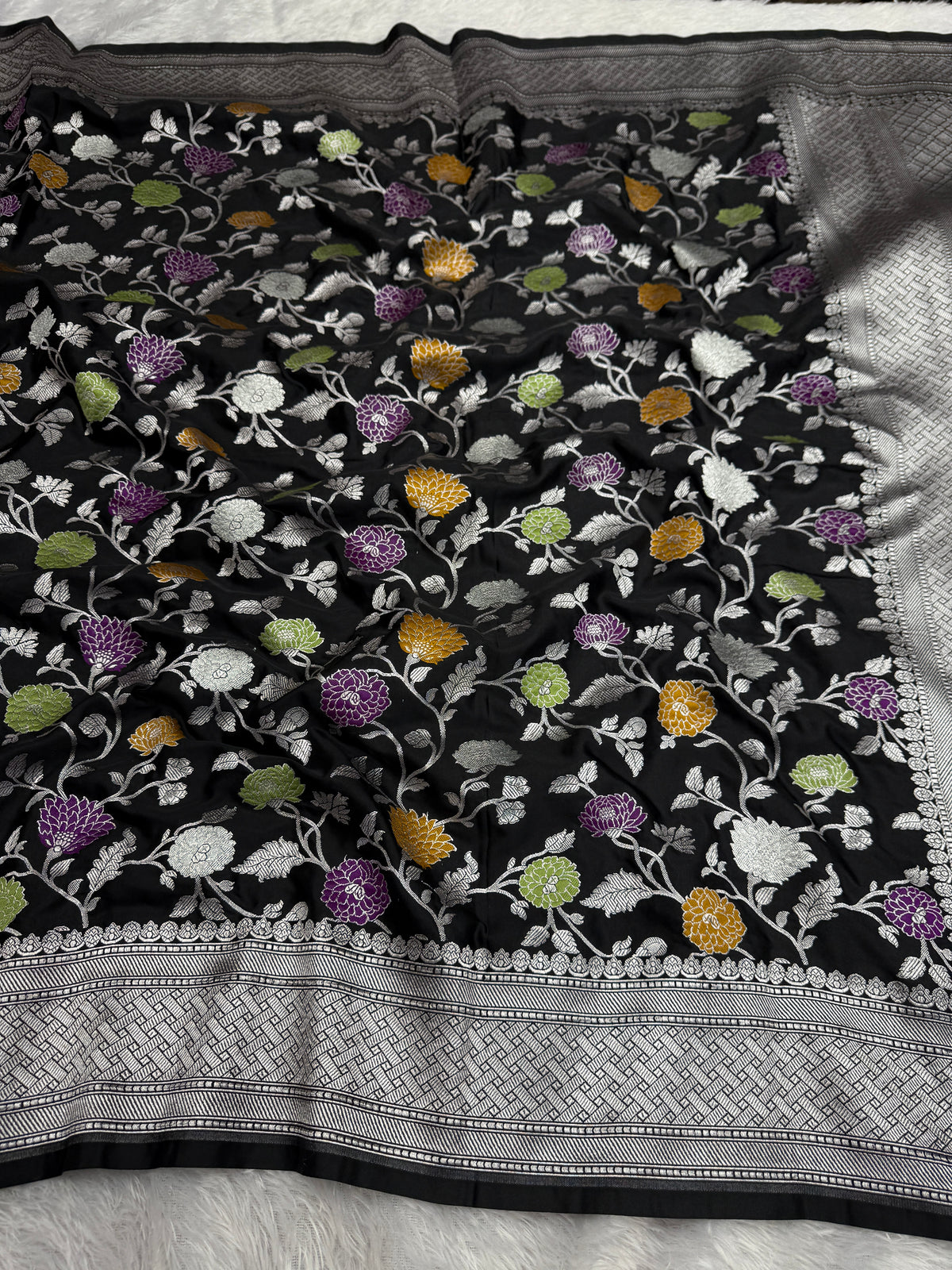 Black premium Banarasi tilfi Mashru katan silk saree MK194