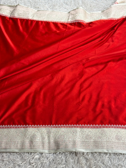 Chilli red with off white colour premium Banarasi Mashru katan silk saree MK284