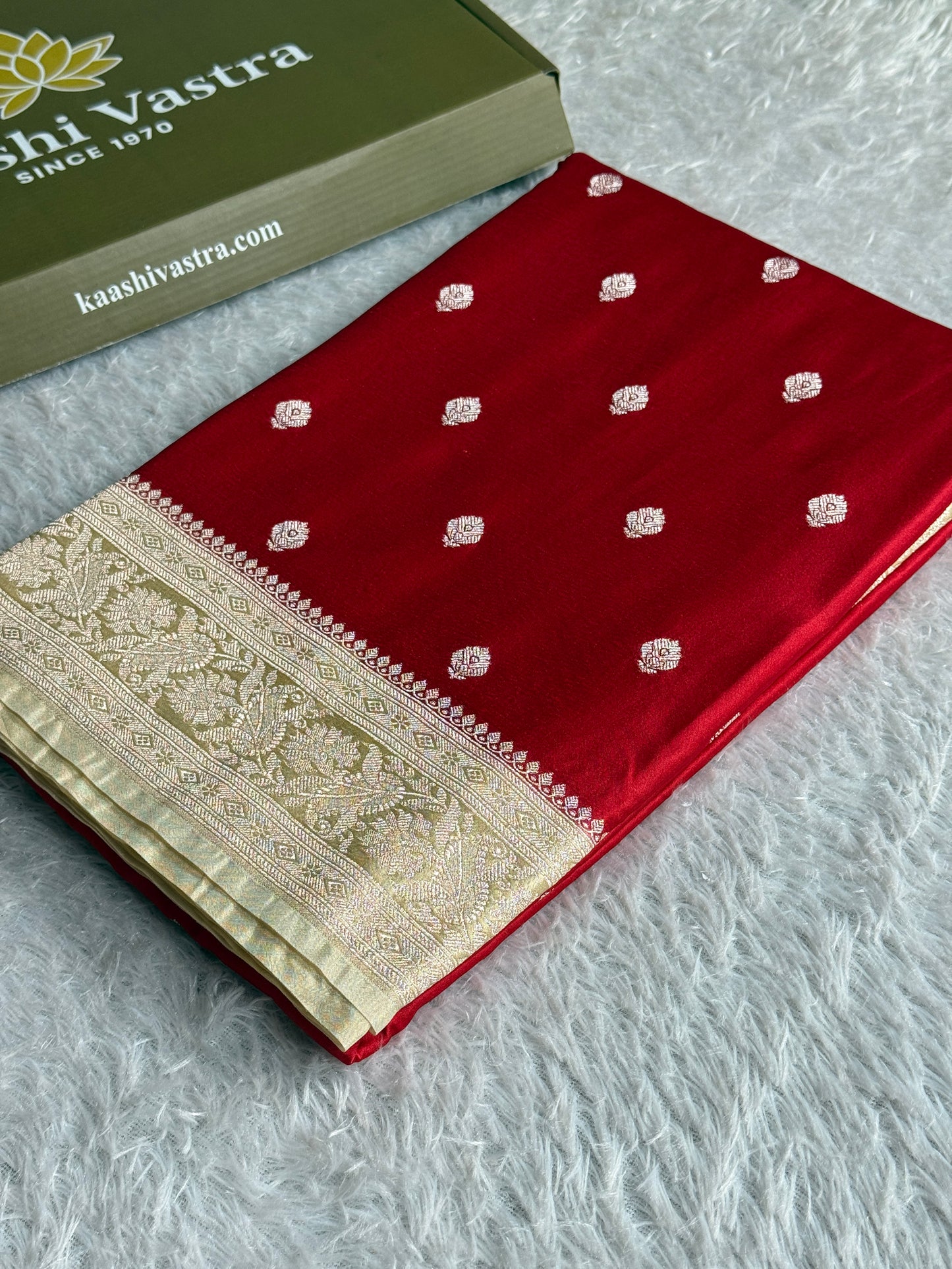 Maroon with cream premium Banarasi Mashru katan silk saree MK182