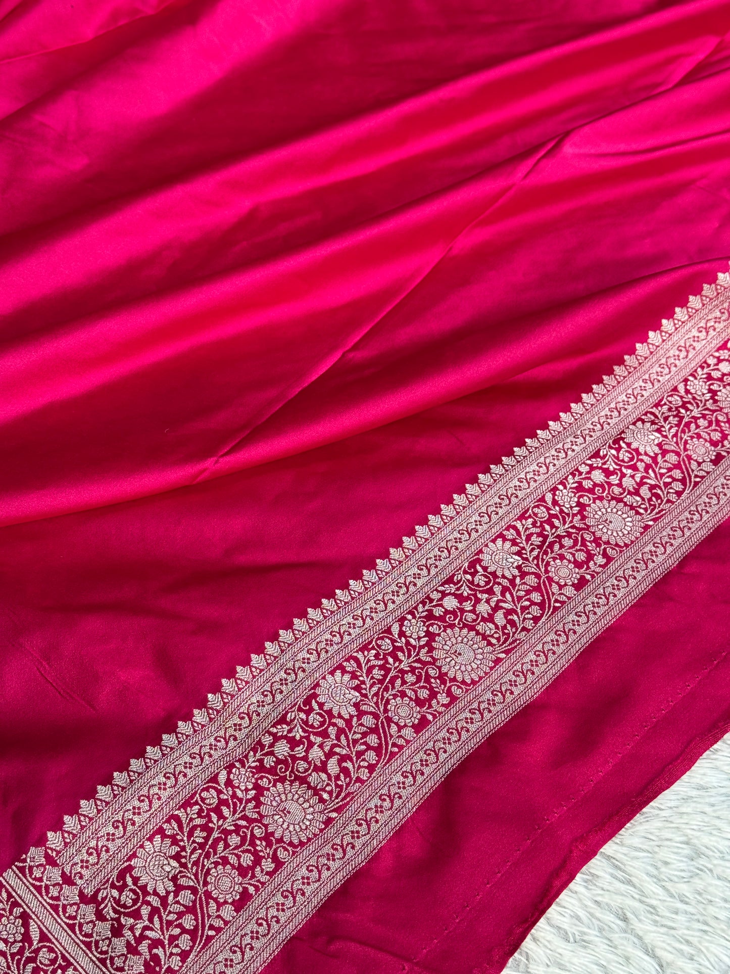 Light pink and Rani pink colour premium Banarasi Mashru katan silk saree MK284