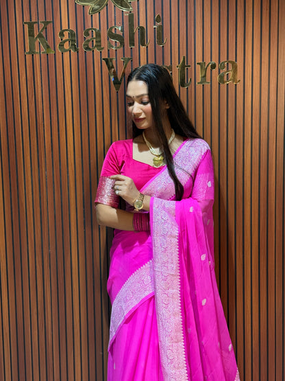 Strawberry pink premium Banarasi pure khaddi chiffon silk saree KC103