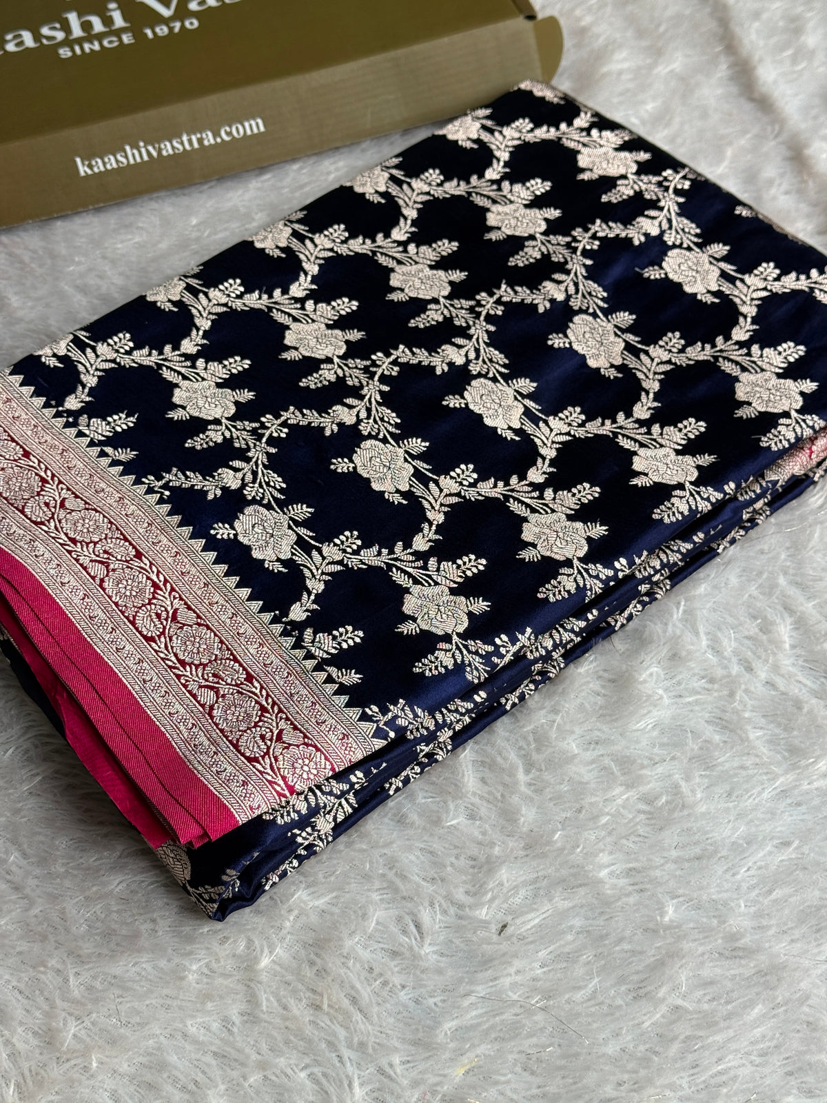 Navy with rani pink colour premium Banarasi Mashru katan silk saree MK285