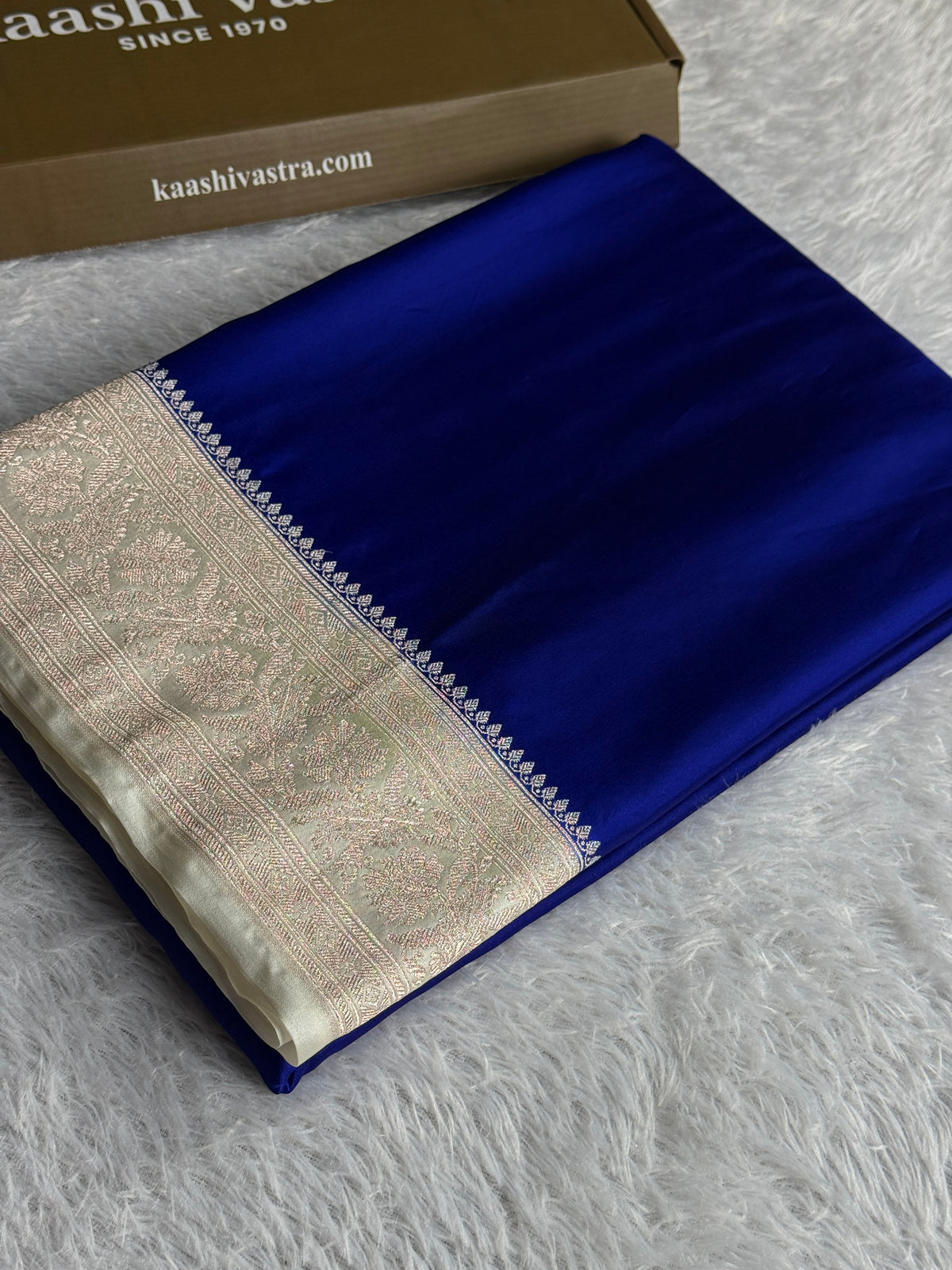 Royal blue with cream colour premium Banarasi Mashru katan silk saree MK313