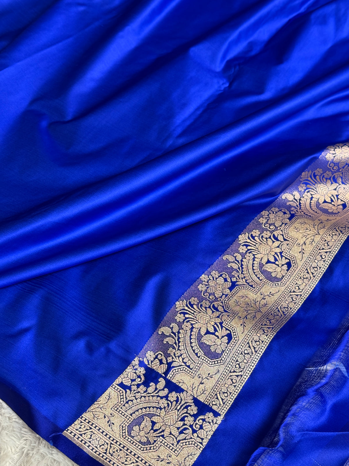 Royal blue colour premium Banarasi Mashru katan silk saree MK307