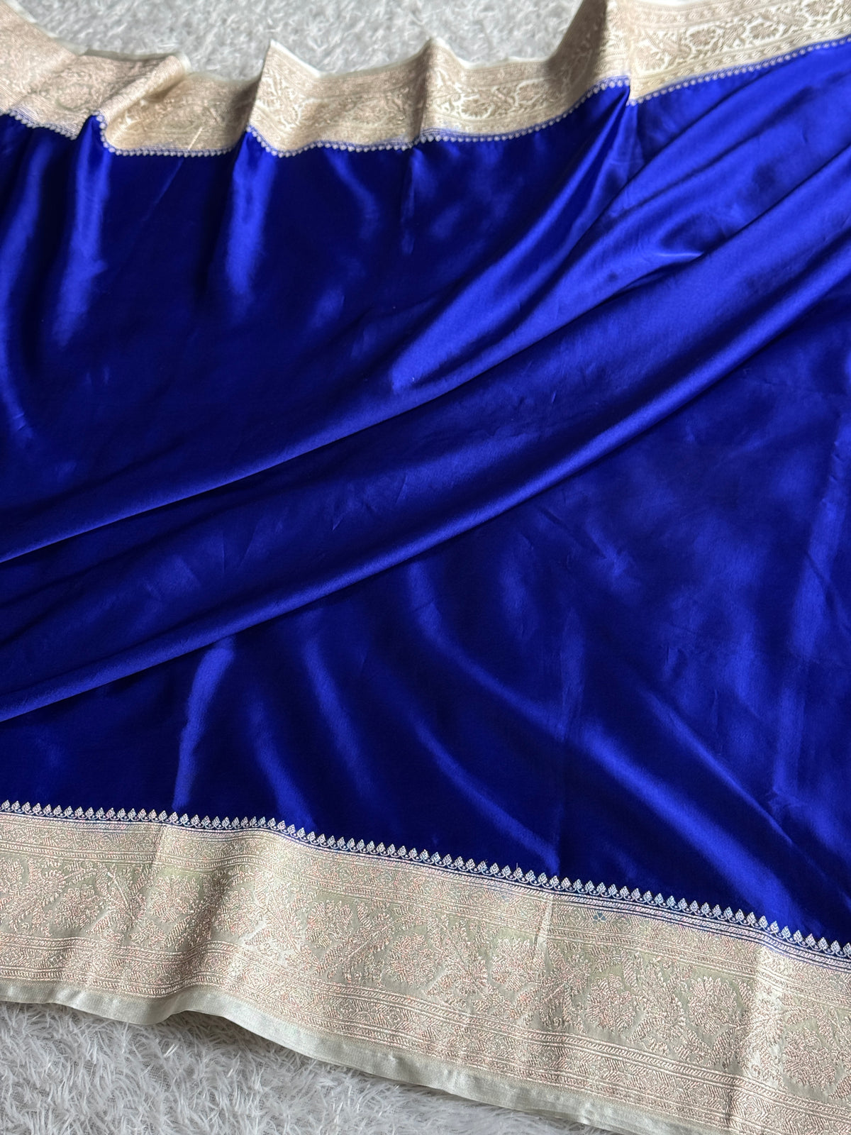 Royal blue with cream colour premium Banarasi Mashru katan silk saree MK313