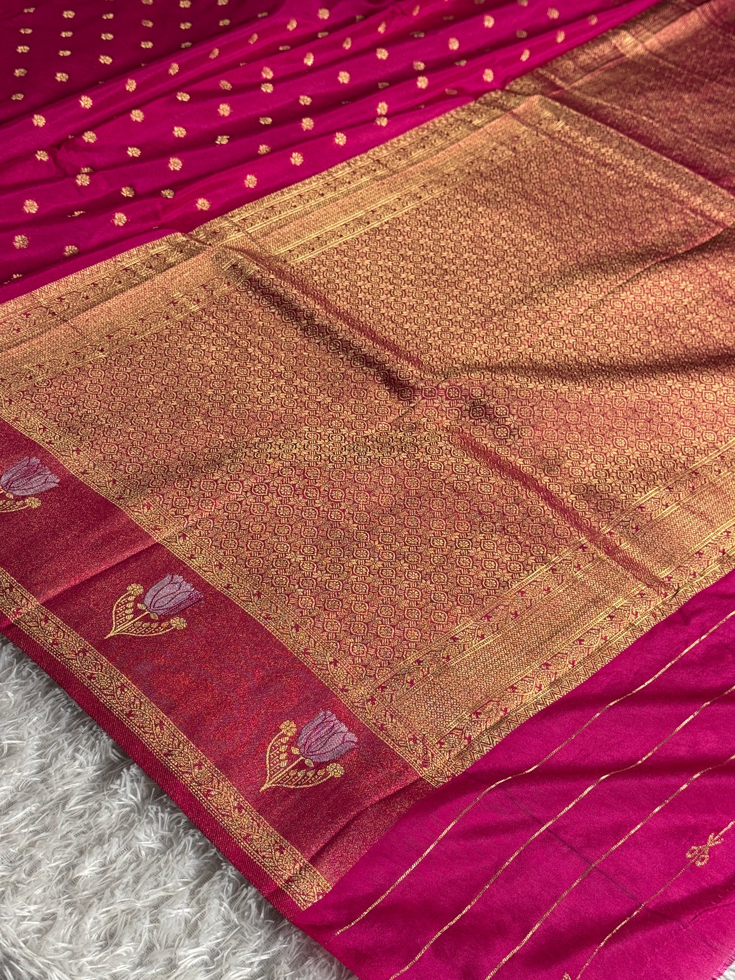 Rani pink colour premium Banarasi georgette silk saree CR117