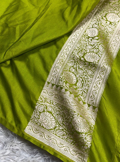 Mehandi green premium Banarasi Mashru Katan silk saree MK262