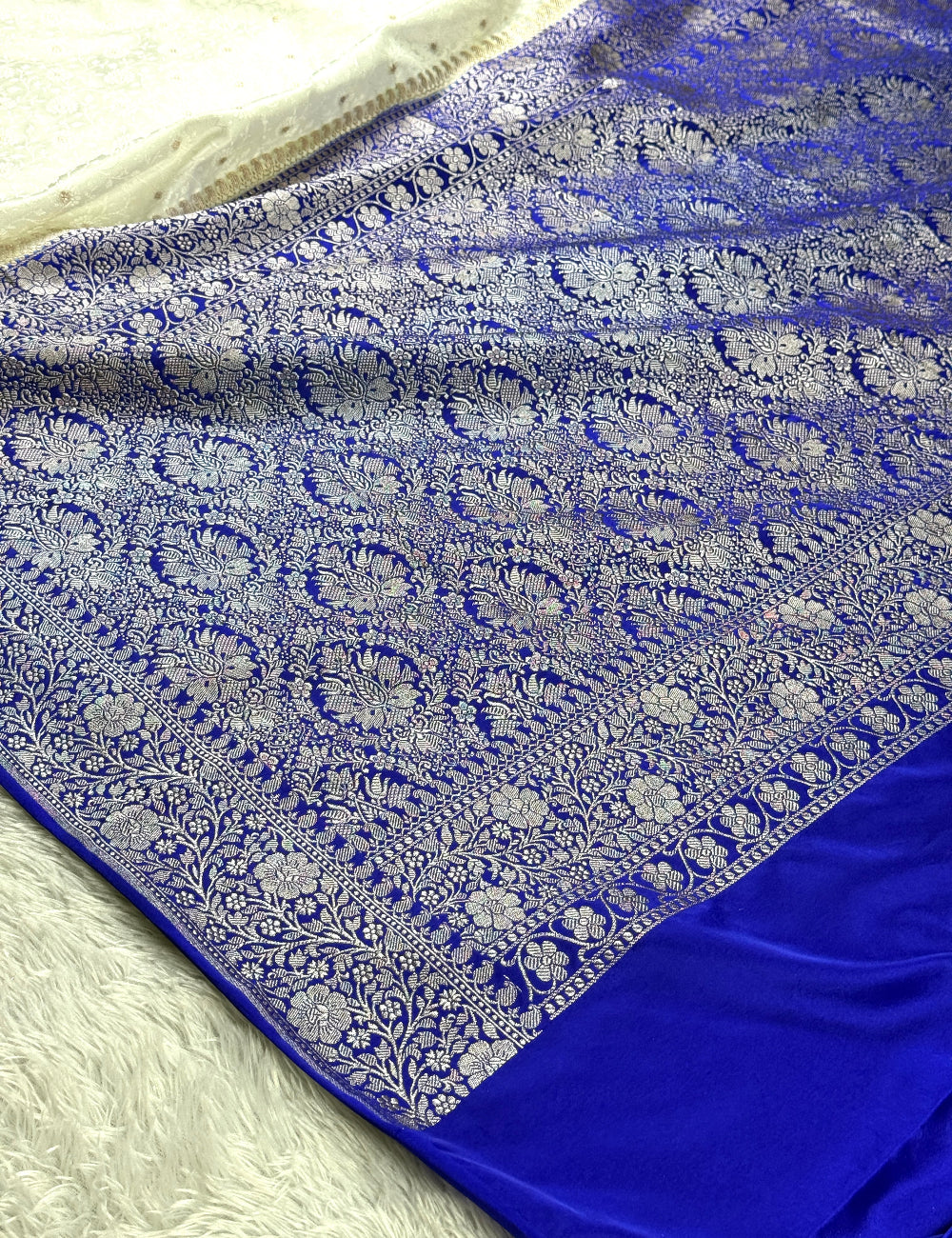 Royal blue with off white premium Banarasi tanchui mashru katan silk saree MK248