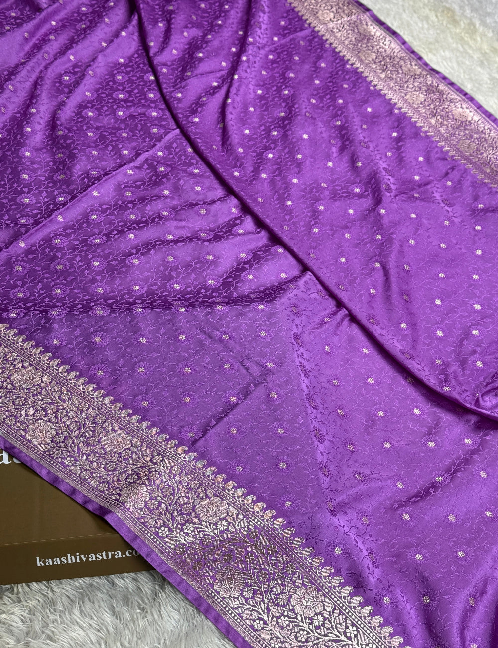 Lavender color premium Banarasi tanchui Mashru katan silk saree MK261