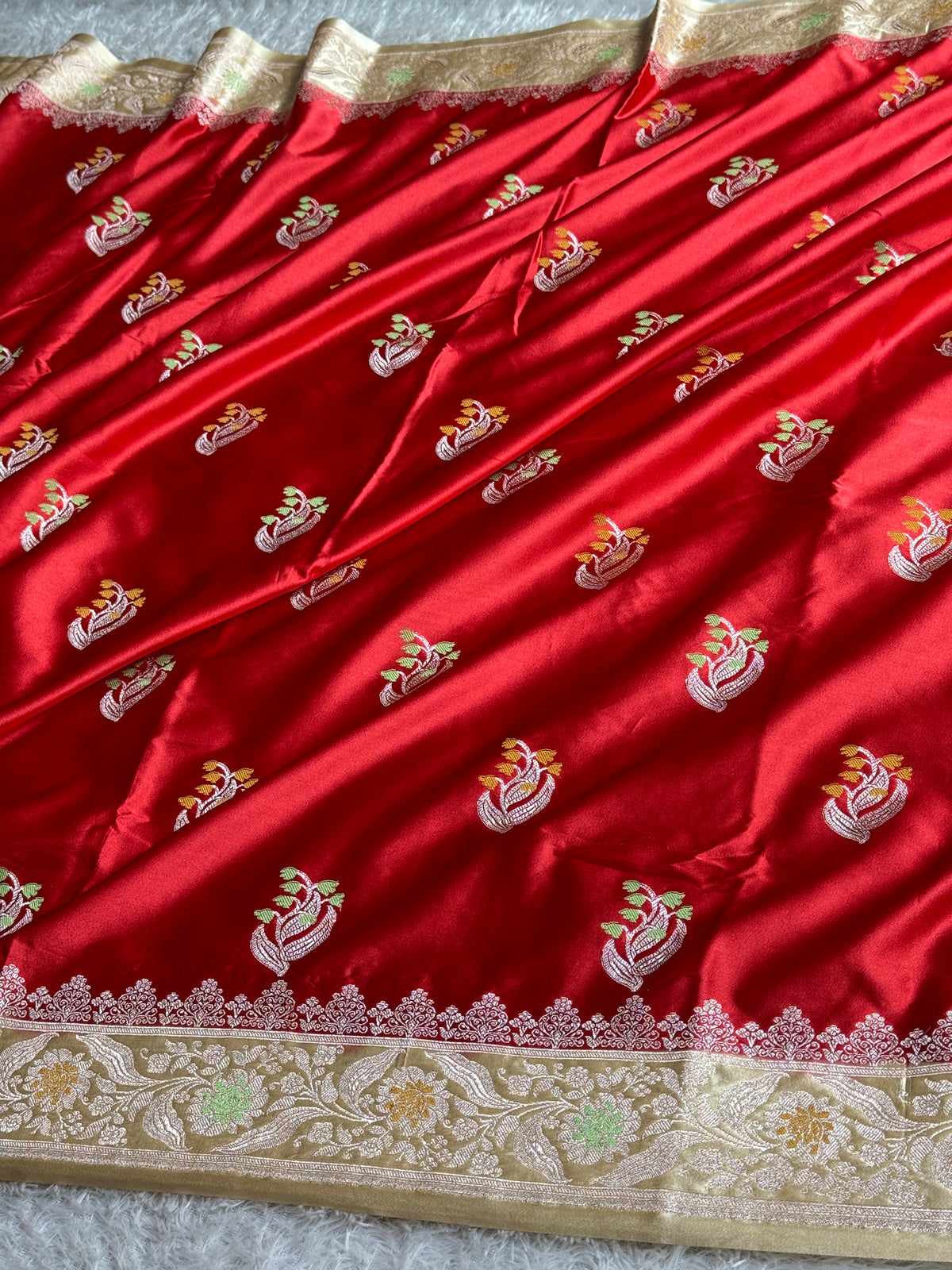 Maroon with cream colour premium Banarasi tilfi Mashru katan silk saree MK299