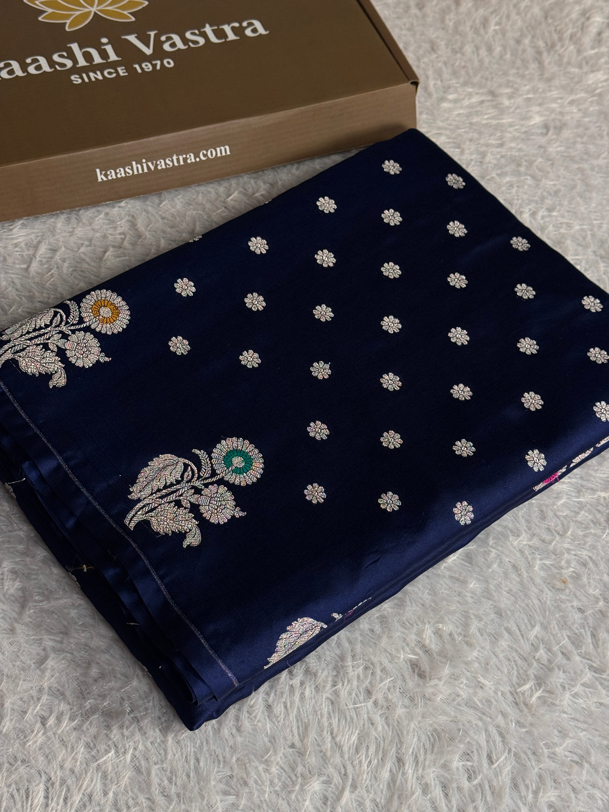 Navy colour premium Banarasi Mashru katan silk saree MK319