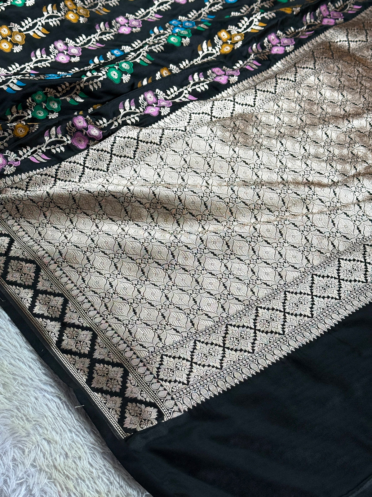 Black color premium Banarasi tilfi Mashru katan silk saree MK259