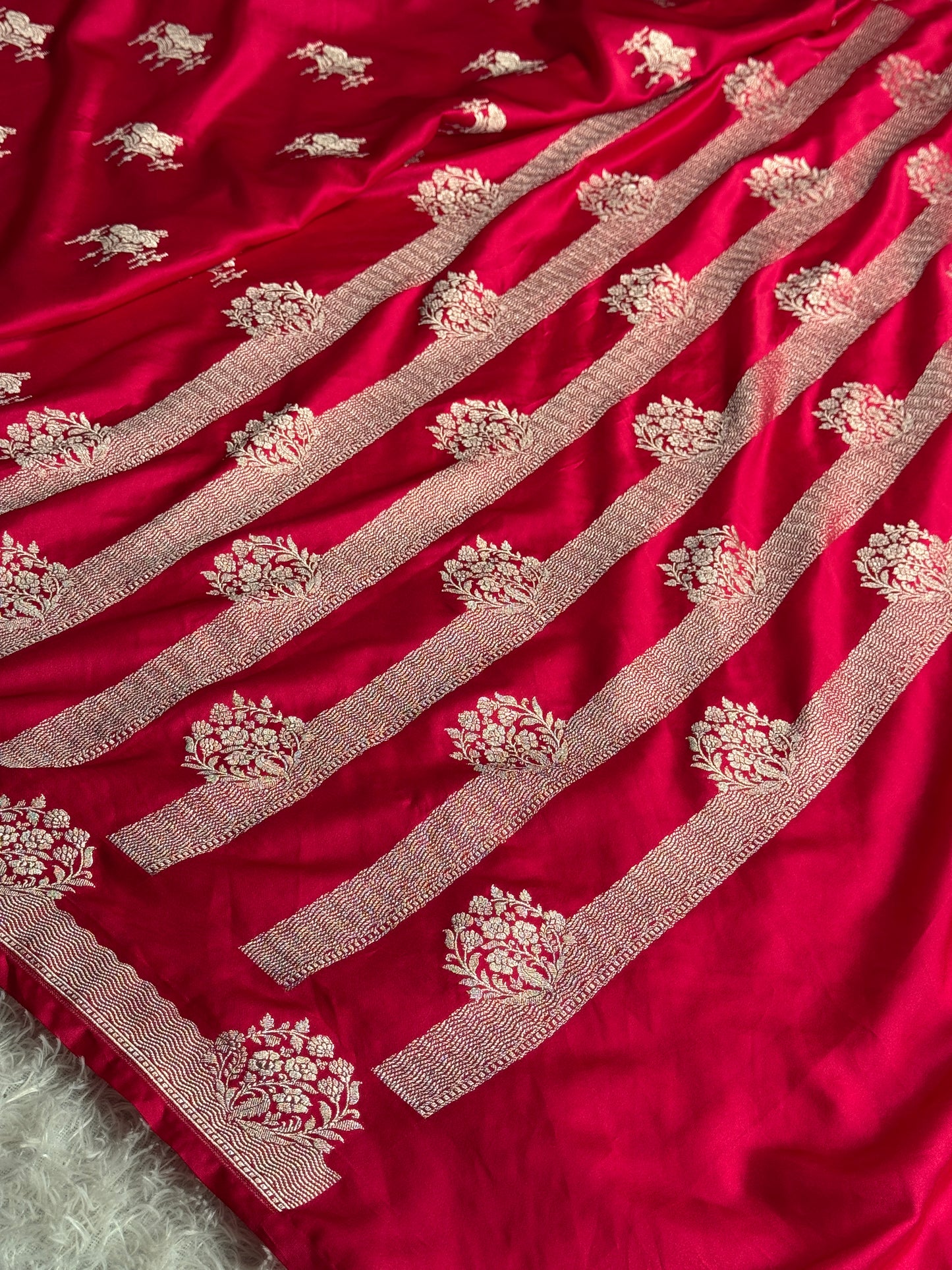 Hot pink colour premium Banarasi Mashru katan silk saree MK316