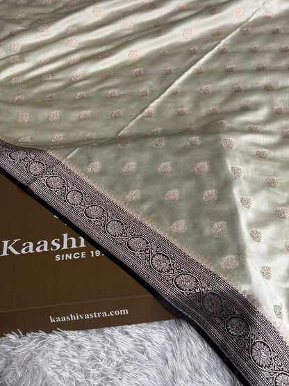 Black and cream colour premium Banarasi Mashru katan silk saree MK290