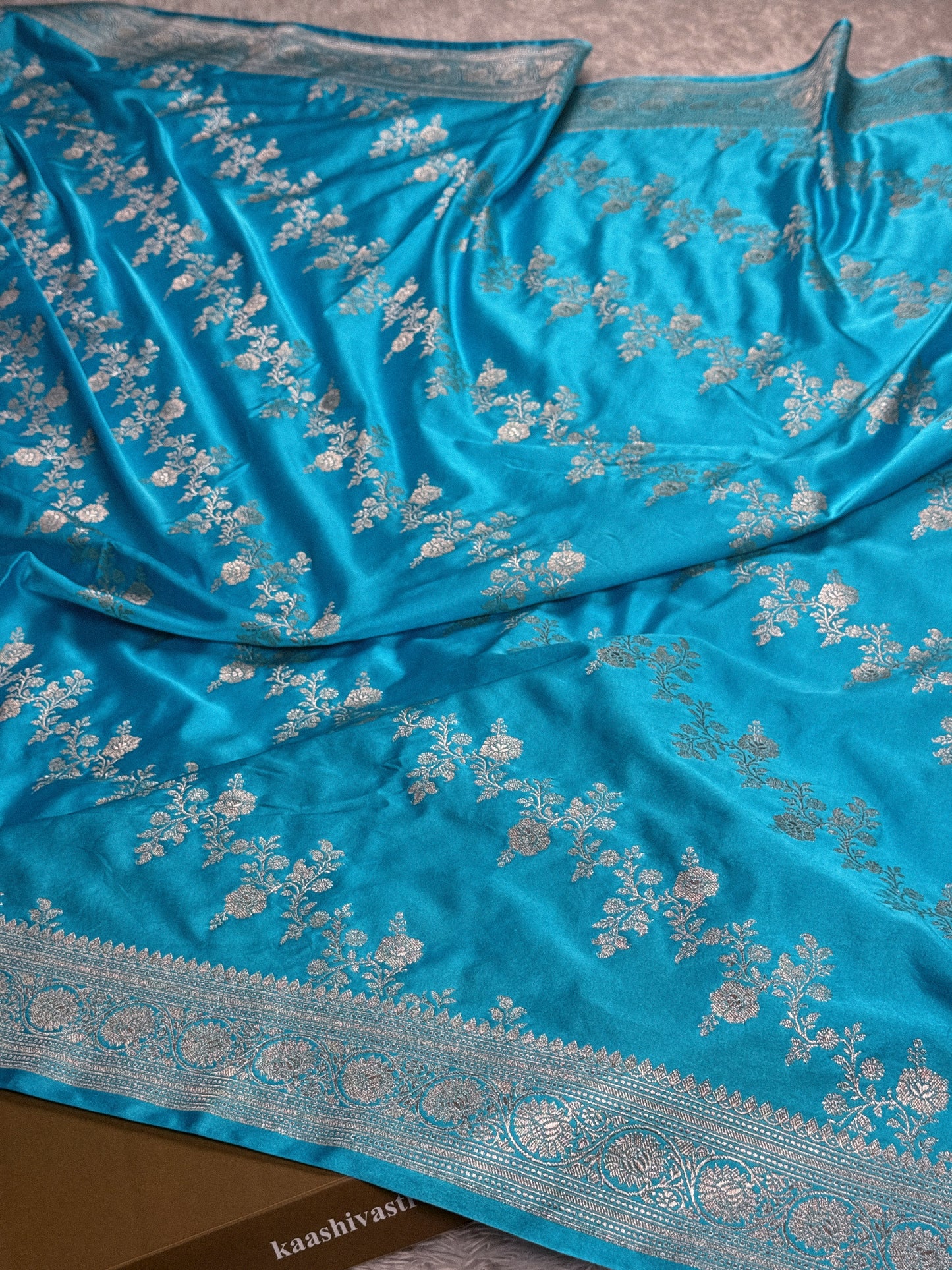 Sky blue premium Banarasi Mashru katan silk saree MK241