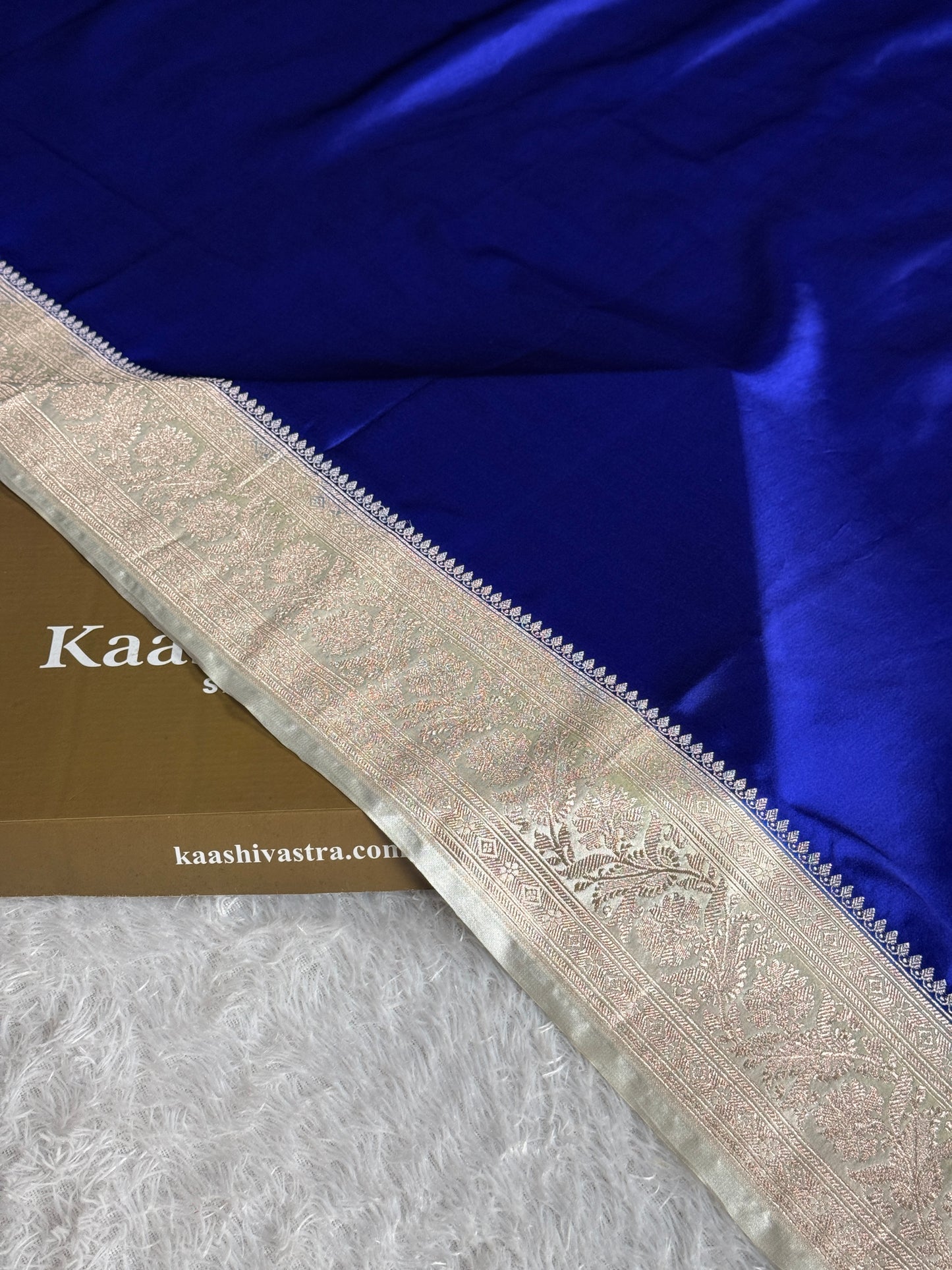 Royal blue with cream colour premium Banarasi Mashru katan silk saree MK313
