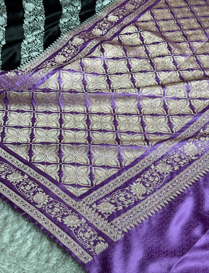 Black and lavender colour premium Banarasi Mashru katan silk saree MK279