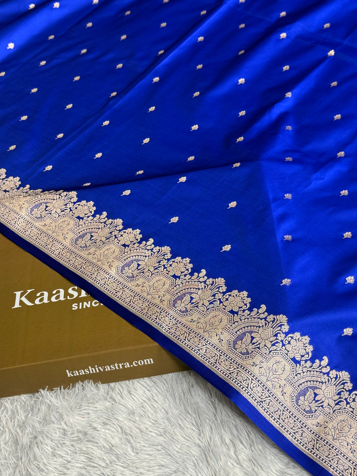 Royal blue colour premium Banarasi Mashru katan silk saree MK307