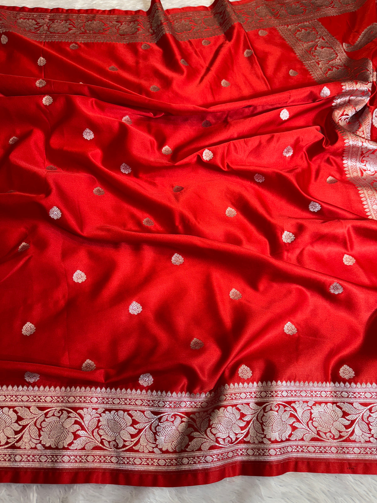 Chill red premium Banarasi Mashru katan silk saree MK186