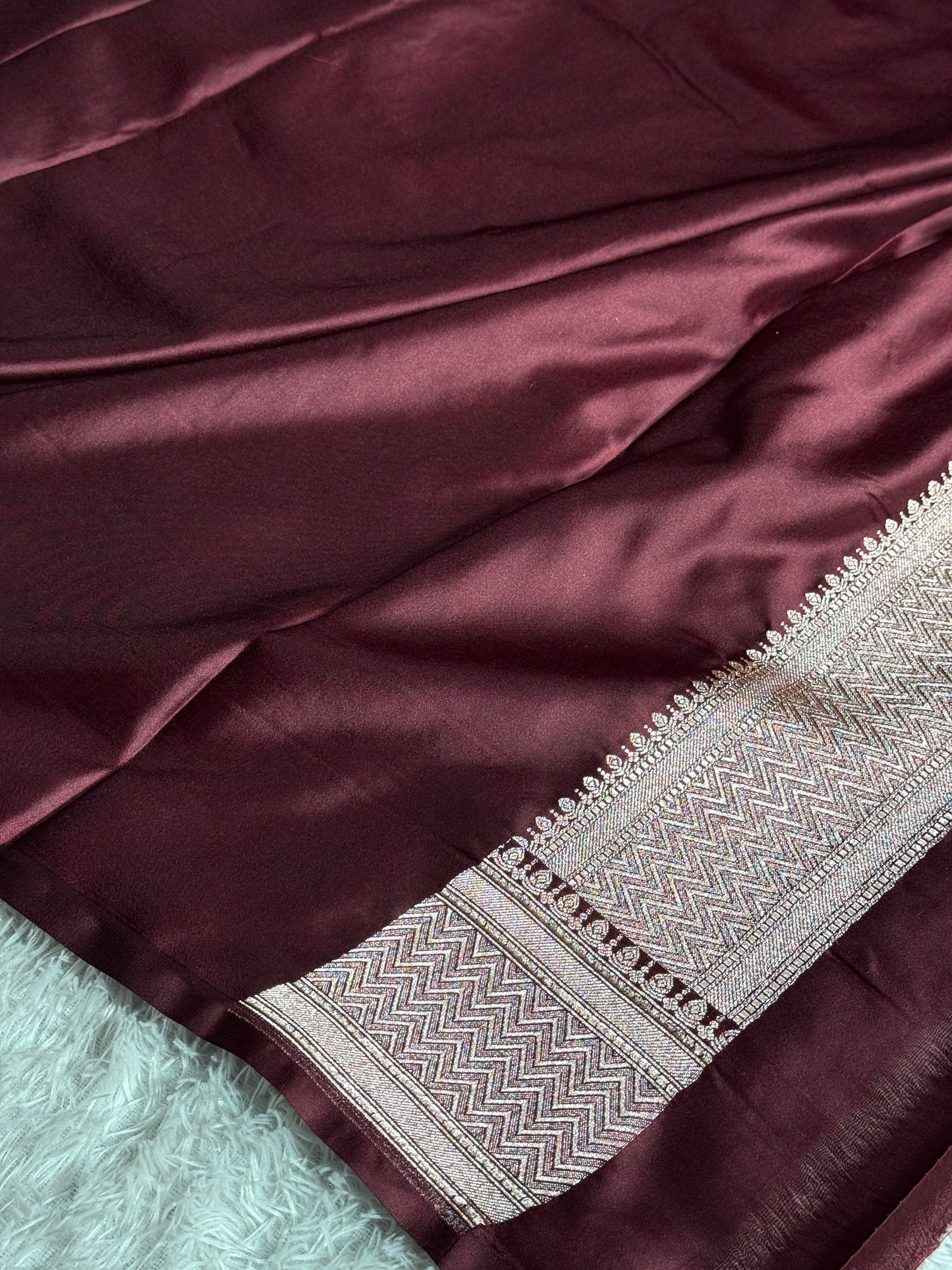 Maroon colour premium Banarasi tilfi Mashru katan silk saree MK268