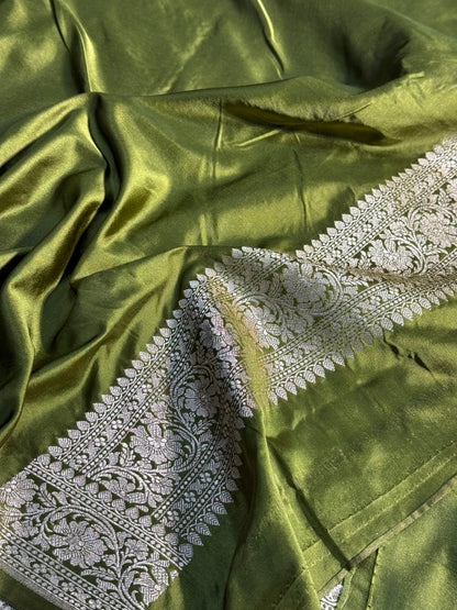 Mehandi green Banarasi Mashru katan silk saree MK157