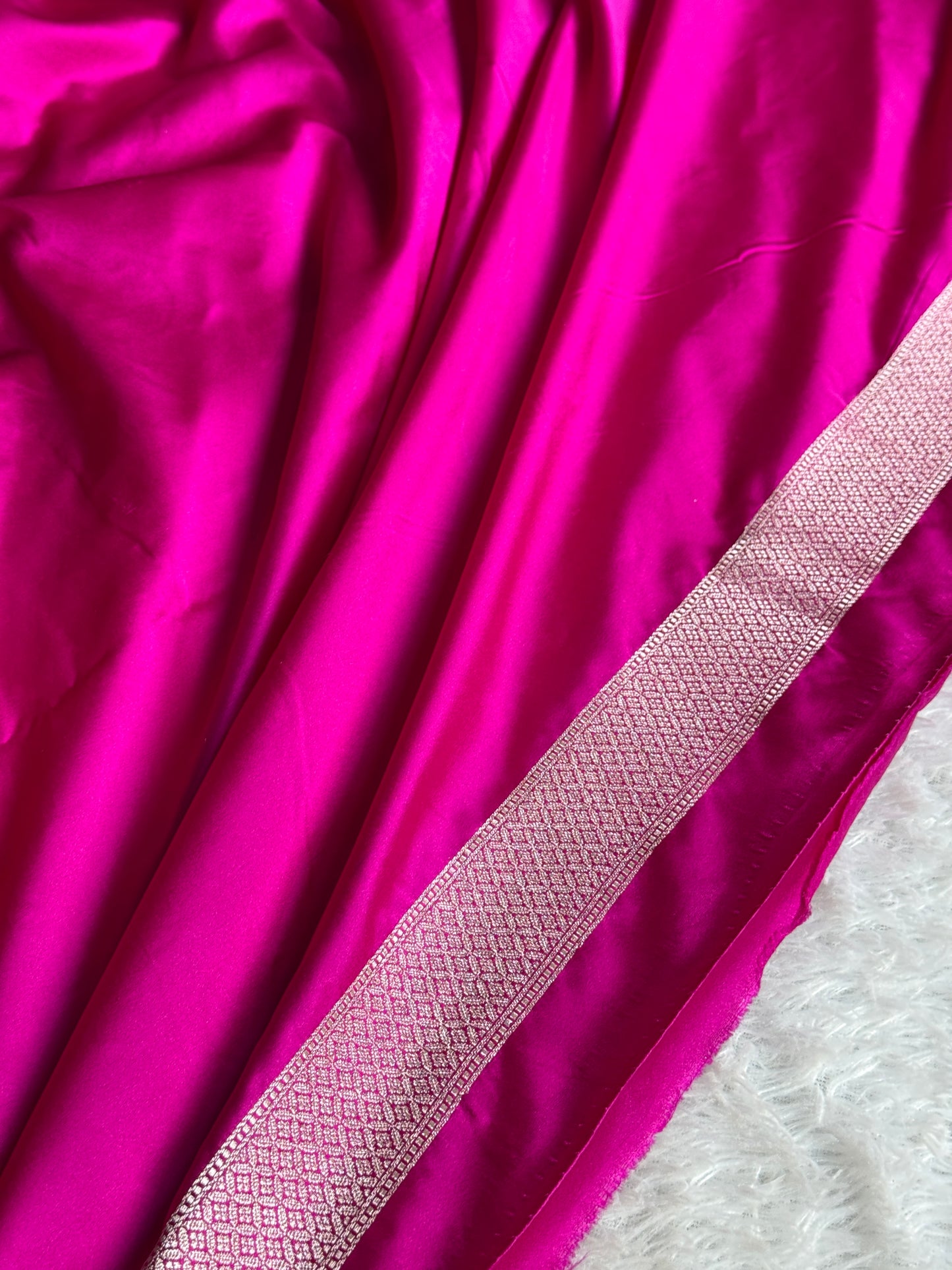 Royal blue with rani pink premium Banarasi Mashru katan silk saree MK282