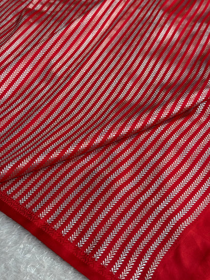 Black and red colour premium Banarasi Mashru katan silk saree MK323