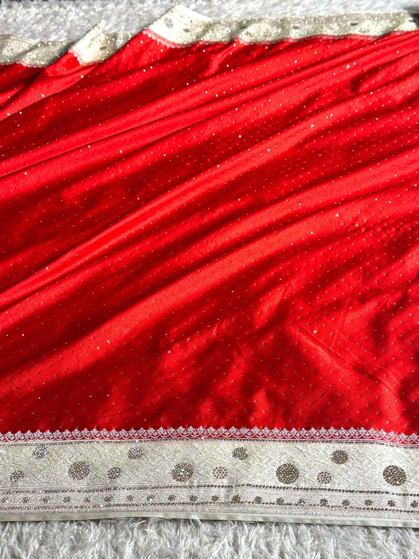 Bridal red with off white colour premium Banarasi Mashru katan silk saree MK268