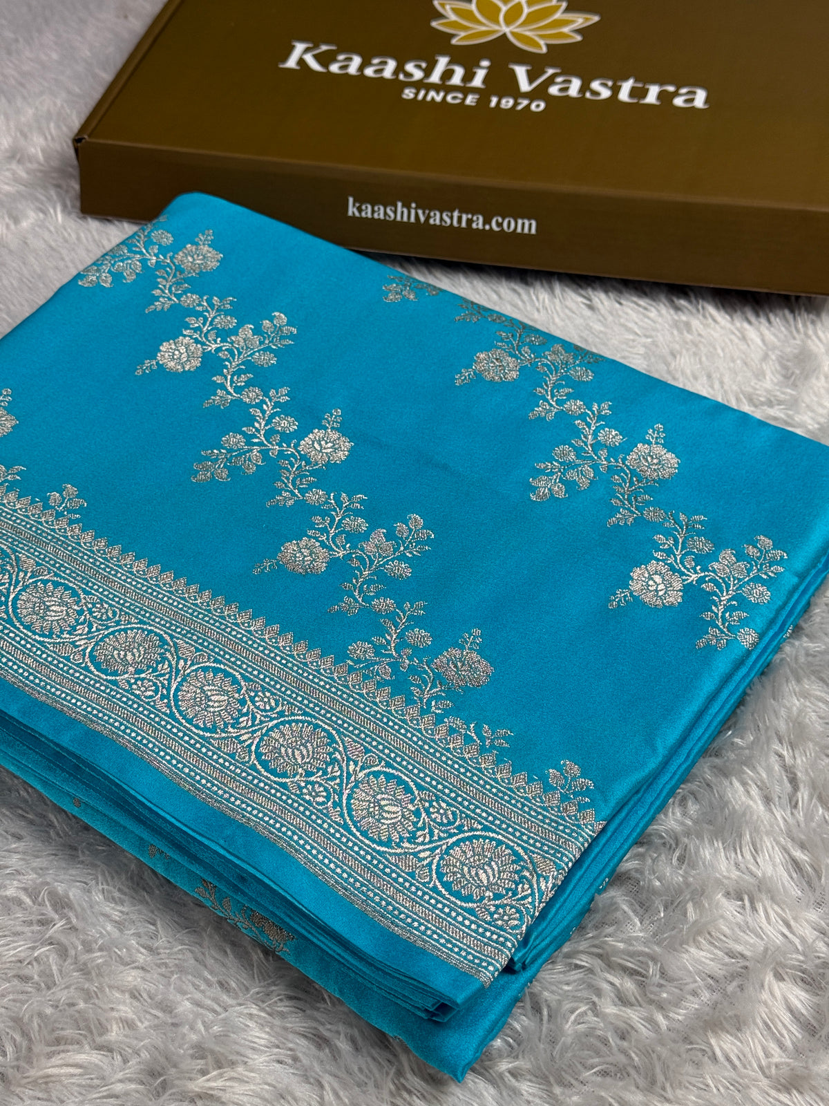 Sky blue premium Banarasi Mashru katan silk saree MK241