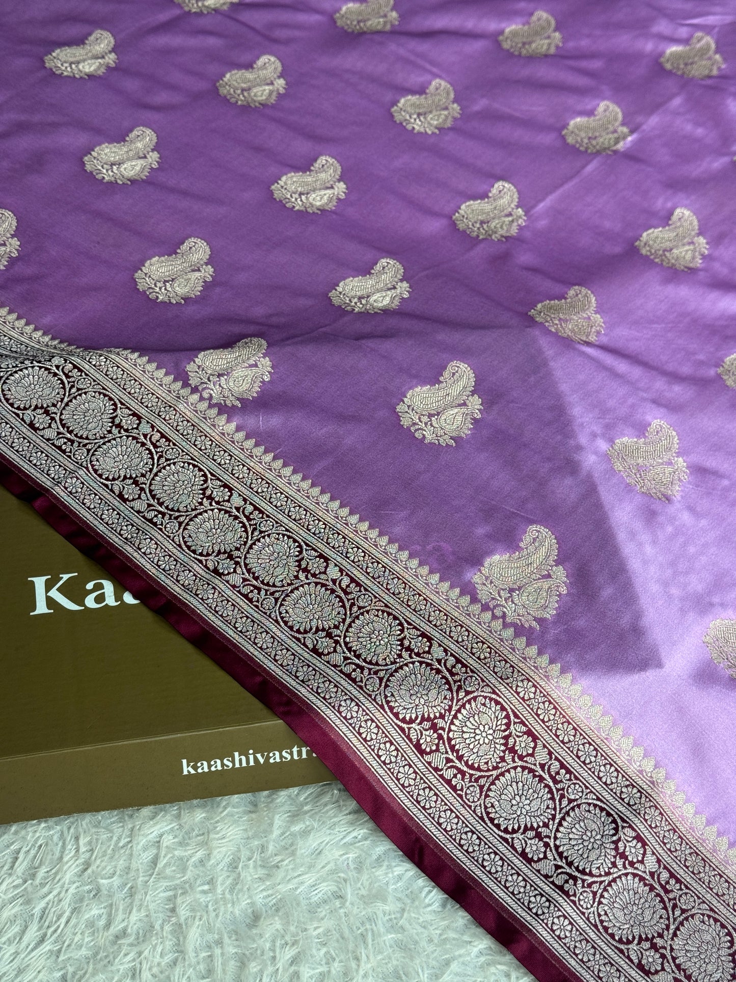 Lavender and maroon colour premium Banarasi Mashru katan silk saree MK320