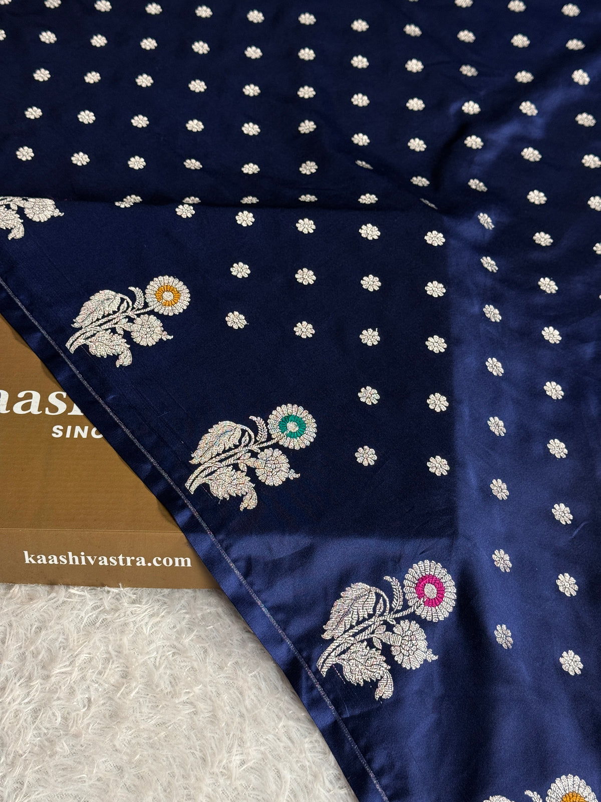 Navy colour premium Banarasi Mashru katan silk saree MK319
